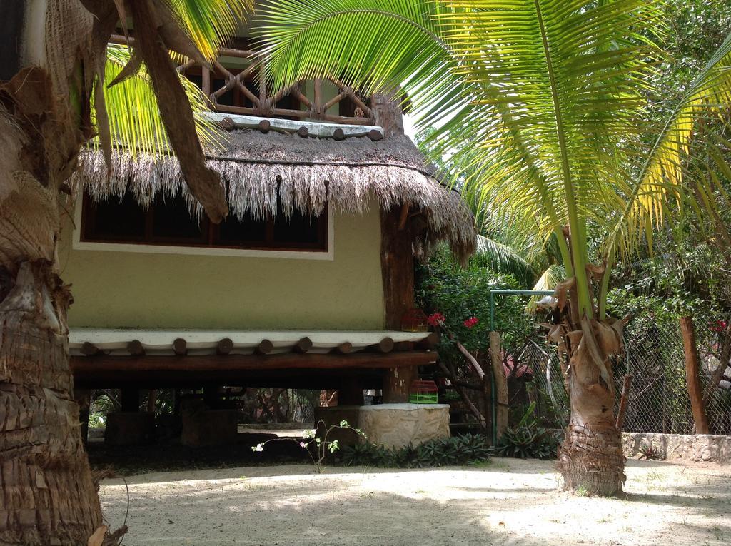 La Casa De Juan Villa Isla Holbox Exterior photo